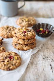 Chewy Oatmeal Cookies Recipe Pretty Simple Sweet Recipe Chewy Oatmeal Cookies Recipe Oatmeal Cookies Chewy Oatmeal Cookie Recipes
