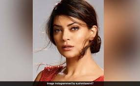 Sushmita sen continues to set the standard on how to own the ramp. Sushmita Sen Was Asked How She Survived Nepotism In Bollywood Her Reply