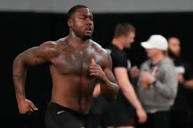 Mykel Williams defies draft odds with stunning NIL deal while schools  scramble for this five-star QB hunter - Motociclismo