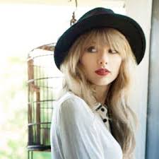 Taylor swift is one of the most successful music artists of all time. Drewsbanana Livejournal