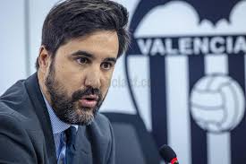 Javier Solís nuevo director general del Valencia CF, mano derecha de Kiat  Lim