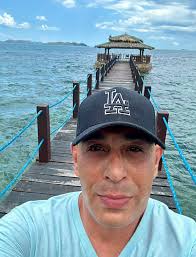 Pic from 10 years ago. Had been a fan since highchool. From Philippines