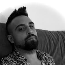 After doing some research it seems vocal samples are frowned upon in  songwriting/production if this is the case why are loop libraries full of  them and does everybody use them without issue,I've