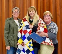 DAR presents Quilts of Valor
