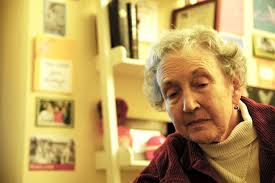 Sophomore Discusses Her Grandmother's Alzheimers