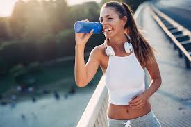 With noun/verb tables for the different cases and tenses links to audio pronunciation and relevant forum discussions free vocabulary trainer Was Sportler Trinken Sollten