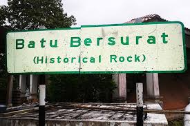 Tempat bersejarah lain seperti tapak warisan arkeologi lenggong yang terletak di hulu perak merupakan lembah bersejarah di mana pelbagai artifak sejarah purba seperti perak man dijumpai di sini. Tempat Bersejarah Di Perak Darul Ridzuan