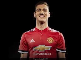 Download anime tokyo revengers full episode sub in. Manchester United Complete Signing Of Diogo Dalot From Fc Porto Football News