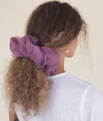Xxl Scrunchies Are Taking Over Instagram 13 Scrunchies To Buy In 2022 Glamour