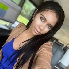 Lindsee Hunter-Thornton