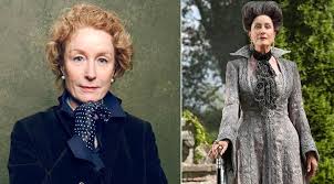 With tom cruise, bryan brown, elisabeth shue, lisa banes. Lisa Banes Of Gone Girl And Cocktail Fame Dead Aged 65 After Being Struck By Motorised Scooter 2021 06 15