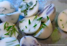 Fresh Frozen Herbs In Oil Butter Broth Or Water To Be Used Later In Soups Frying Whatever You Use Herbs In Place Fres Food Recipes Favorite Recipes