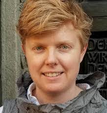 Teresa Esser's Instagram, Twitter & Facebook