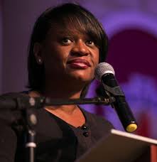 Hunting for History: Dragonfly by Duncan McClellan (blown and carved glass, 