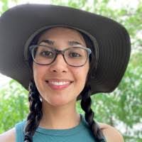 Paula Cuevas's Instagram, Twitter & Facebook