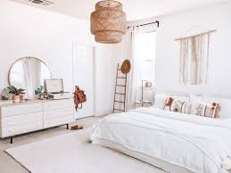 We gathered these minimalist bedrooms to inspire you to jump on this zen trend. Captivating Minimalist Bedroom Ideas For Updated Decor Look Decortrendy