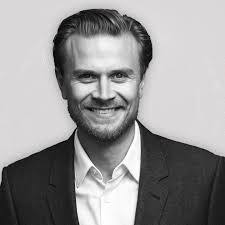 Ted Oakley's Instagram, Twitter & Facebook