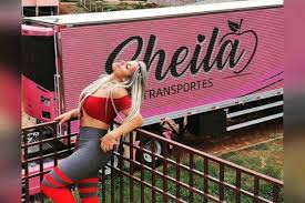 Sheila Bellaver: influencer caminhoneira decide rifar Scania rosa |  Metrópoles