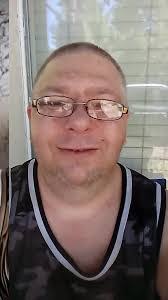 Scott Kloosterman's Instagram, Twitter & Facebook