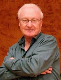 Kelly Schofield's Instagram, Twitter & Facebook