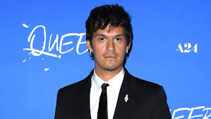 Drew Droege - News - IMDb