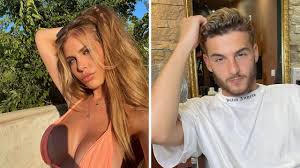 Mais en se mettant ainsi en avant, il n'échappe pas aux commentaires parfois. Lmvsmonde6 Giuseppa As A Couple With Paga Simon Castaldi Consoles Himself With Adixia The News 24