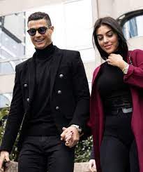 واصل البرتغالي كريستيانو رونالدو، مهاجم يوفنتوس والهداف التاريخي لريال مدريد، التألق في مواجهاته لبرشلونة، على أرضية ملعب كامب نو، معقل الفريق الكتالوني. ÙƒØ±ÙŠØ³ØªÙŠØ§Ù†Ùˆ Ø±ÙˆÙ†Ø§Ù„Ø¯Ùˆ Ù…Ù„Ø§Ùƒ ÙˆØ´ÙŠØ·Ø§Ù† Ø§Ù„ÙŠÙˆÙ… Ø§Ù„Ø³Ø§Ø¨Ø¹