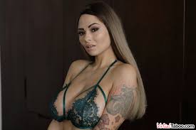 Dominno Naked Kitchen Virtual Taboo - Cherry Nudes