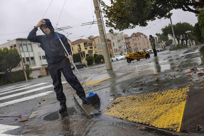 Sandbagged: Hoping to steal Nvidia chips, thieves mistakenly grab 20 tons  of sand | The San Francisco Standard