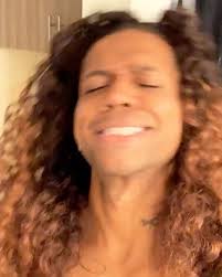 Life’s too short not to be happy. Do what tf you want ❤️