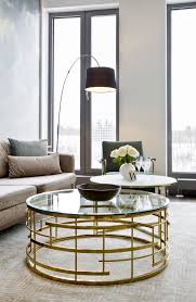 So Funktioniert Der Look Retro Glam Fifties Charme Trifft Auf Art Deco Glamour In Diese Wohnzimmer Dekor Modern Glastisch Wohnzimmer Wohnzimmerdekoration