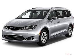The chrysler pacifica is a minivan being produced by the chrysler division of stellantis. 2018 Chrysler Pacifica Hybrid Prices Reviews Pictures U S News World Report