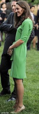 Phillips married her longtime love, rugby player mike tindall. Kate Middleton Turns Up To Zara Phillips Royal Wedding In Coat She Wore In 2006 Daily Mail Online