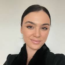 Scott Mackenroth's Instagram, Twitter & Facebook