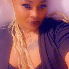 Catina Bell's Instagram, Twitter & Facebook