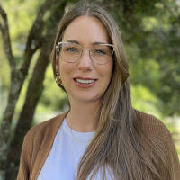 Laura Brunkow's Instagram, Twitter & Facebook