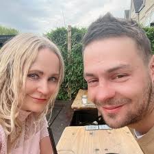 🗣️ “It's a difficult challenge, they're up there for a reason and they've  got every reason to attack the second half of the season with optimism.”  Watch Simon Weaver's pre-Crewe interview in