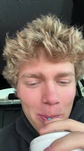 Live tonight??? #fyp