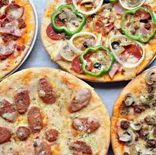 New Restaurant Alert Armada Bar Grill Bf Homes Serving Bar Chows And Drinks Like Pizza Nachos Sisig Lechon Kawali Bee New Restaurants In Manila Pizza