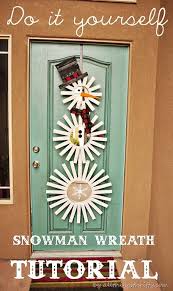 Creative office door decorations christmas. 52 Christmas Door Decorating Ideas Best Decorations For Your Front Door