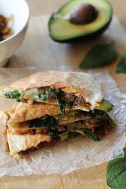 Caramelized Onion Spinach Avocado Quesadilla Recipe Vegetarian Recipes Recipes Eat