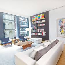 Daniel radcliffe has a snazzy new 3,000 square ft townhouse in new york, ny which was reportedly sold for $5,650,000. The New York City Apartments Of Daniel Radcliffe Jude Law And More Are Available Cottages Gardens