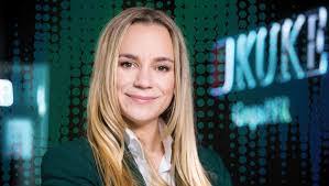 Anna Roguska's Instagram, Twitter & Facebook