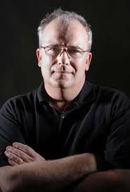 Straley poem celebrates the erotic joy of real books