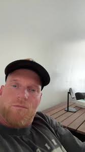 Ein Daniel Schweigt Und Genießt