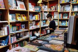 La moins chère est en bus, ce qui coûte 28€. Franche Comte Livraison Click And Collect Comment Les Librairies S Organisent Elles En Temps De Confinement