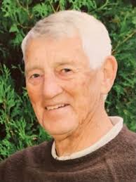 Derek Holme Obituary (1934