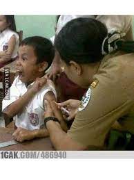 Internet untuk menyaji berbagai berita yang lengkap pasti harus kita pakai, mulai berbagai berita kemuduan artikel sampai foto. 6 Momen Kocak Anak Sekolah Saat Imunisasi Ini Bikin Ketawa Geli Hot Liputan6 Com
