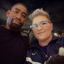 Cass Rowe's Instagram, Twitter & Facebook