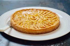 Tarte Amandine Aux Coings Recette De Tarte Amandine Aux Coings Par Tof Recettes De Cuisine Tarte Amandine Recette Tarte Aux Pommes